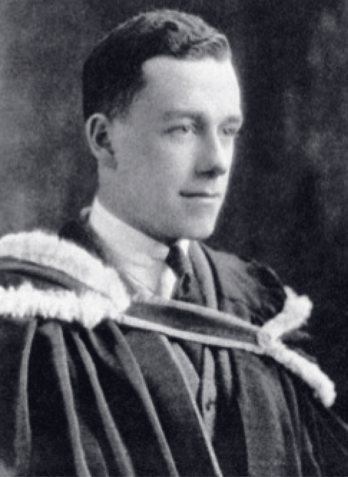 Diplômé de l’Université McGill en 1923